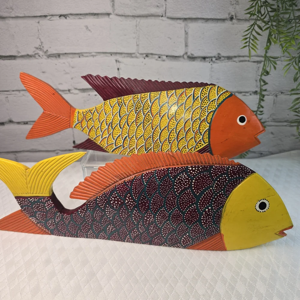 FOLK ART WOOD CARVED FISH SCULPTURE SET BRIGHT MEXICAN BEACH DECOR